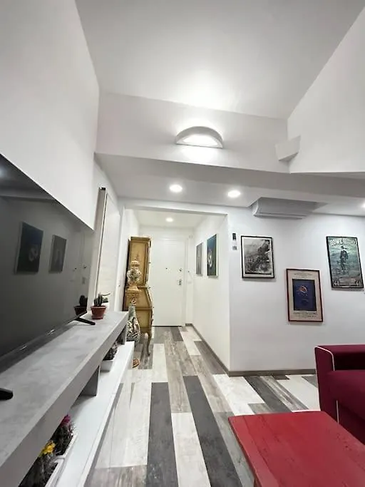 Mansarda In Pieno Centro Daire Savona